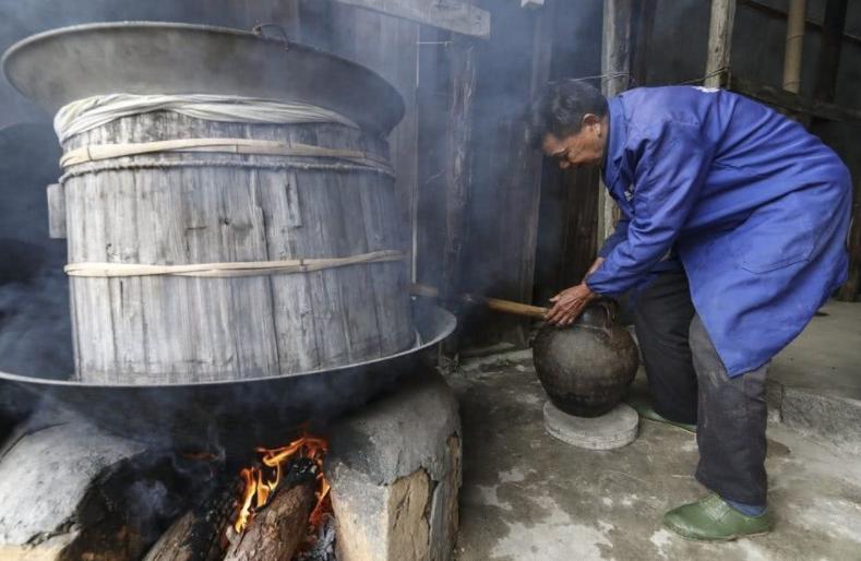 街边小作坊纯粮酒,小作坊自制的纯粮酒靠谱吗
