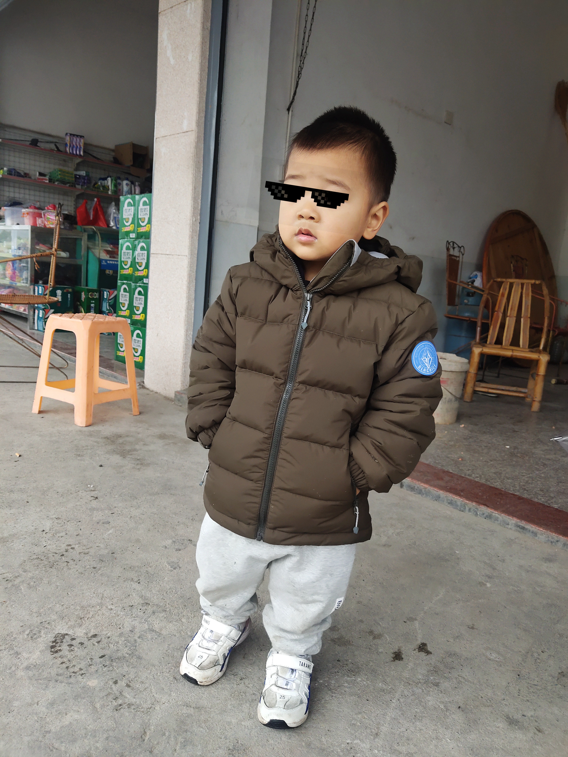 国产跟黑冰一个档次羽绒服,国货之光轻薄羽绒