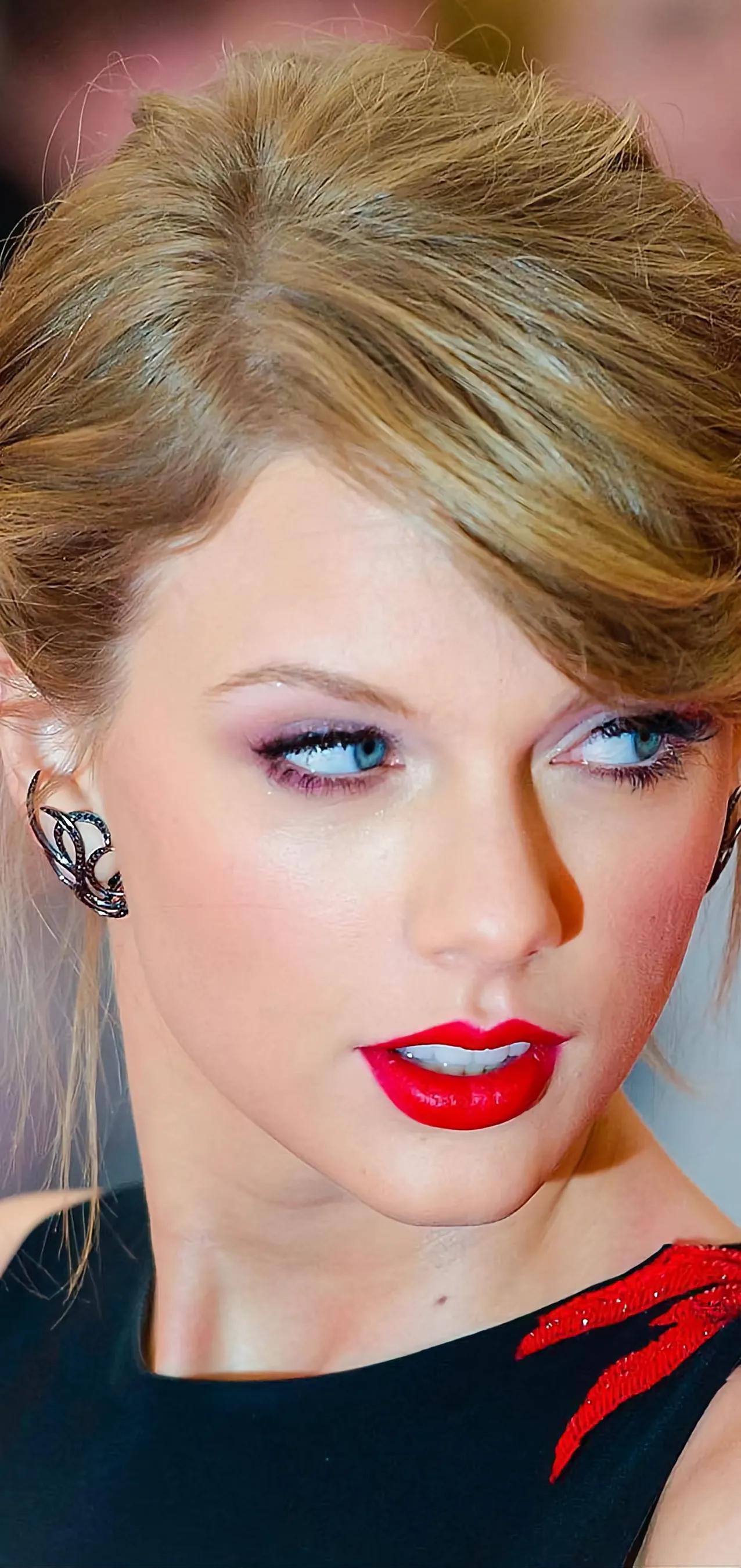 泰勒斯威夫特惊艳写真,泰勒斯威夫特专辑写真