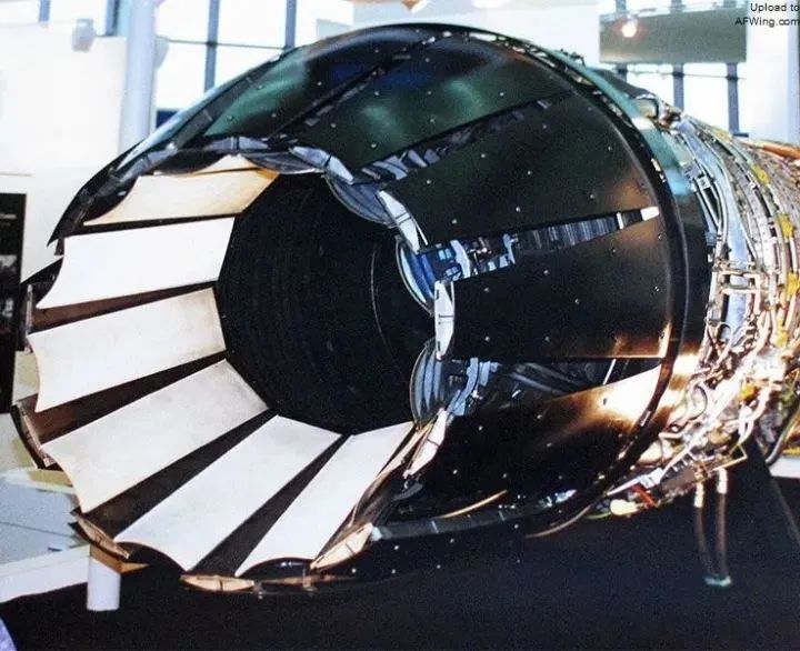 歼20国产矢量发动机,中国双涡轮动力战斗机