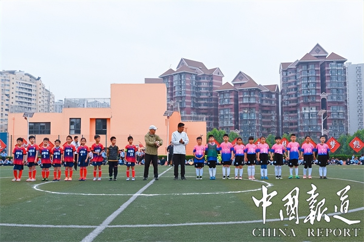 青岛香江路第一小学校长杯足球赛,青岛崂山区育才学校足球队