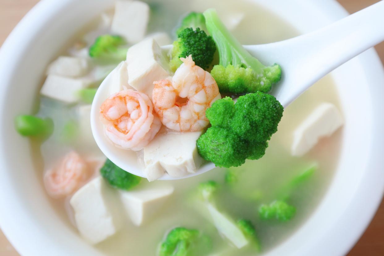 脖子腋下长小肉粒怎么去除,腋下长小肉粒可以直接拉掉吗