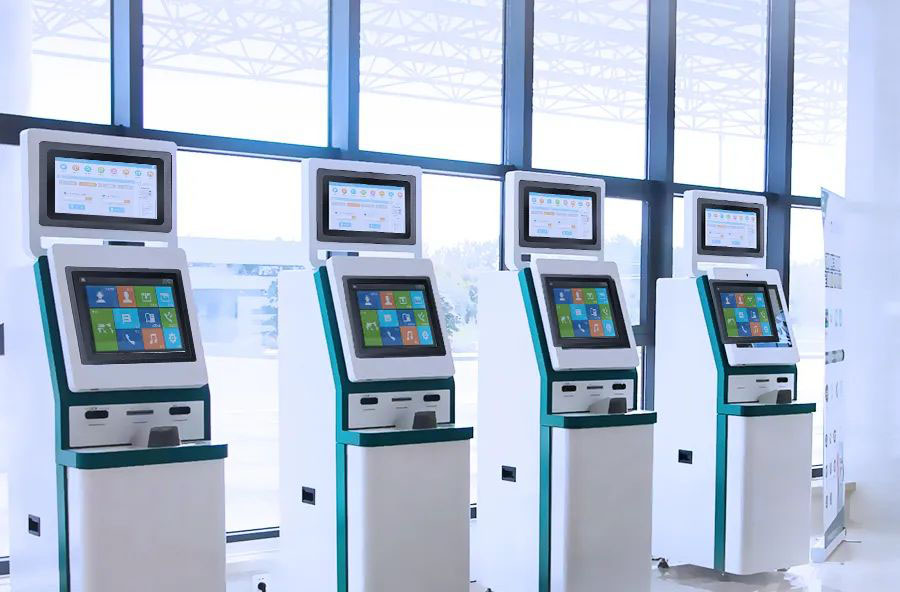 尺寸扩充！触想智能二代全系产品解锁18.5寸黄金比例