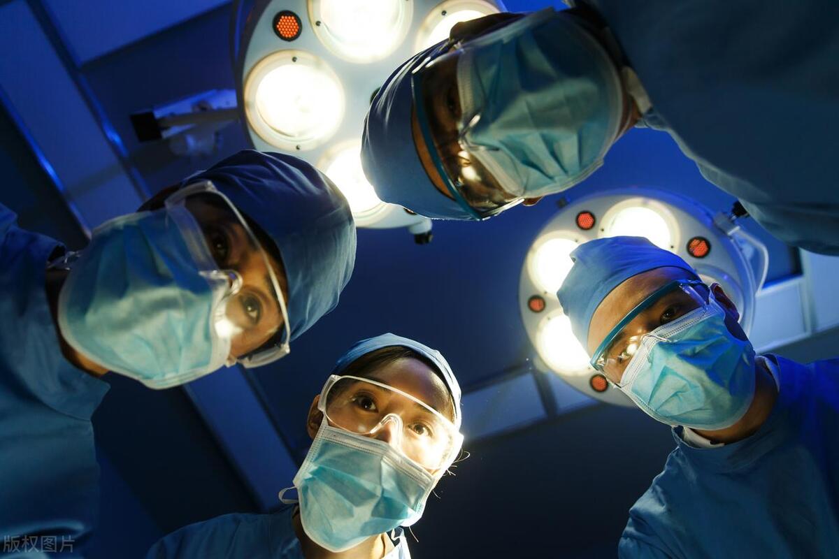 变性手术变成男的后还能生育吗,女性变性手术后还有生育能力吗