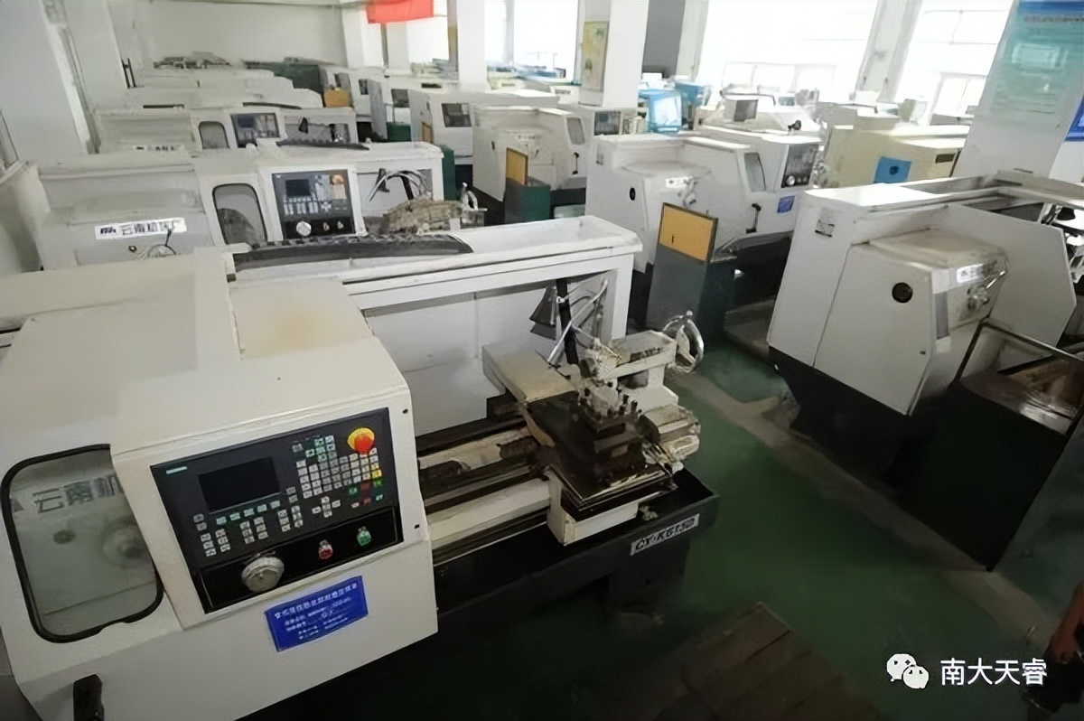 数控技术专业就业前景和工资待遇,数控技术就业前景女生