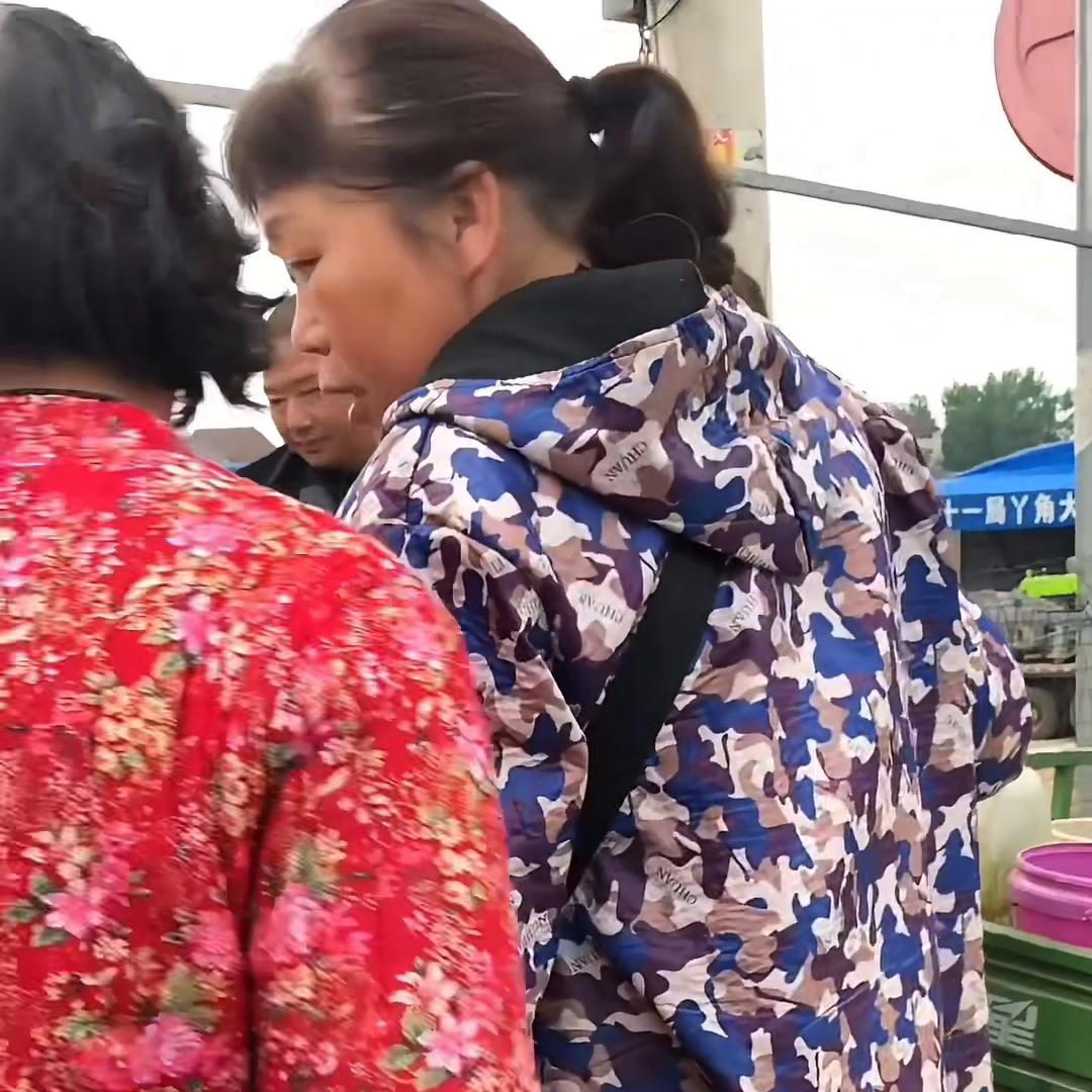 几个女人创业做什么好,农村人创业养殖水产