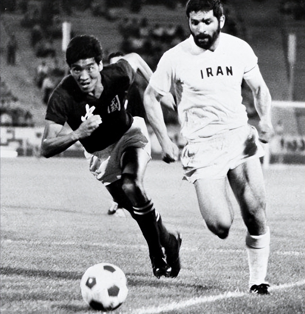 1963年，贺龙对国足说：拿不到前三，回来就解散！最终结果如何？