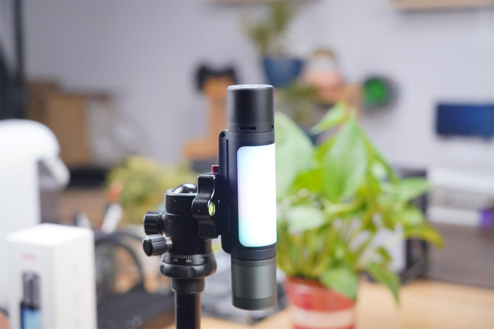 纳拓十二合一雷鸣音乐手电测评,神奇户外灯多功能高端露营灯