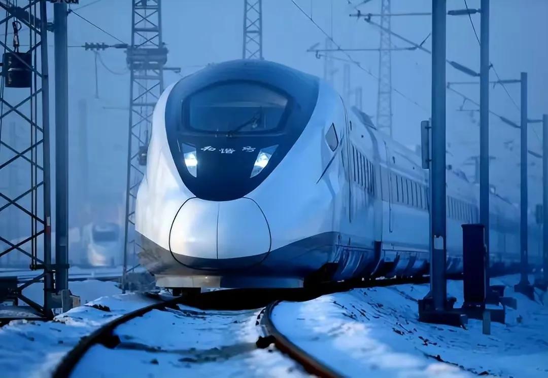 女乘客吐槽软卧车厢,女乘客吐槽卧铺