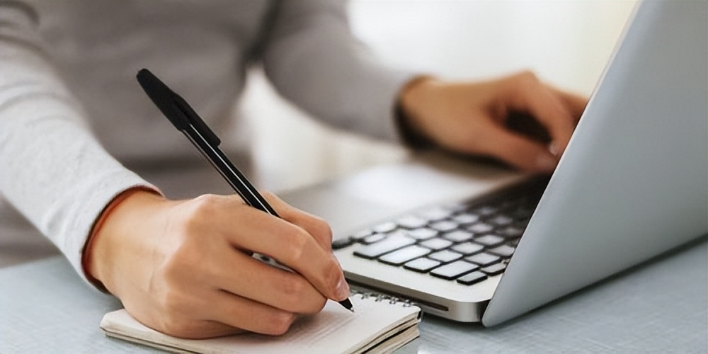 ai写作助手是哪款手机,ai写作助手免费版