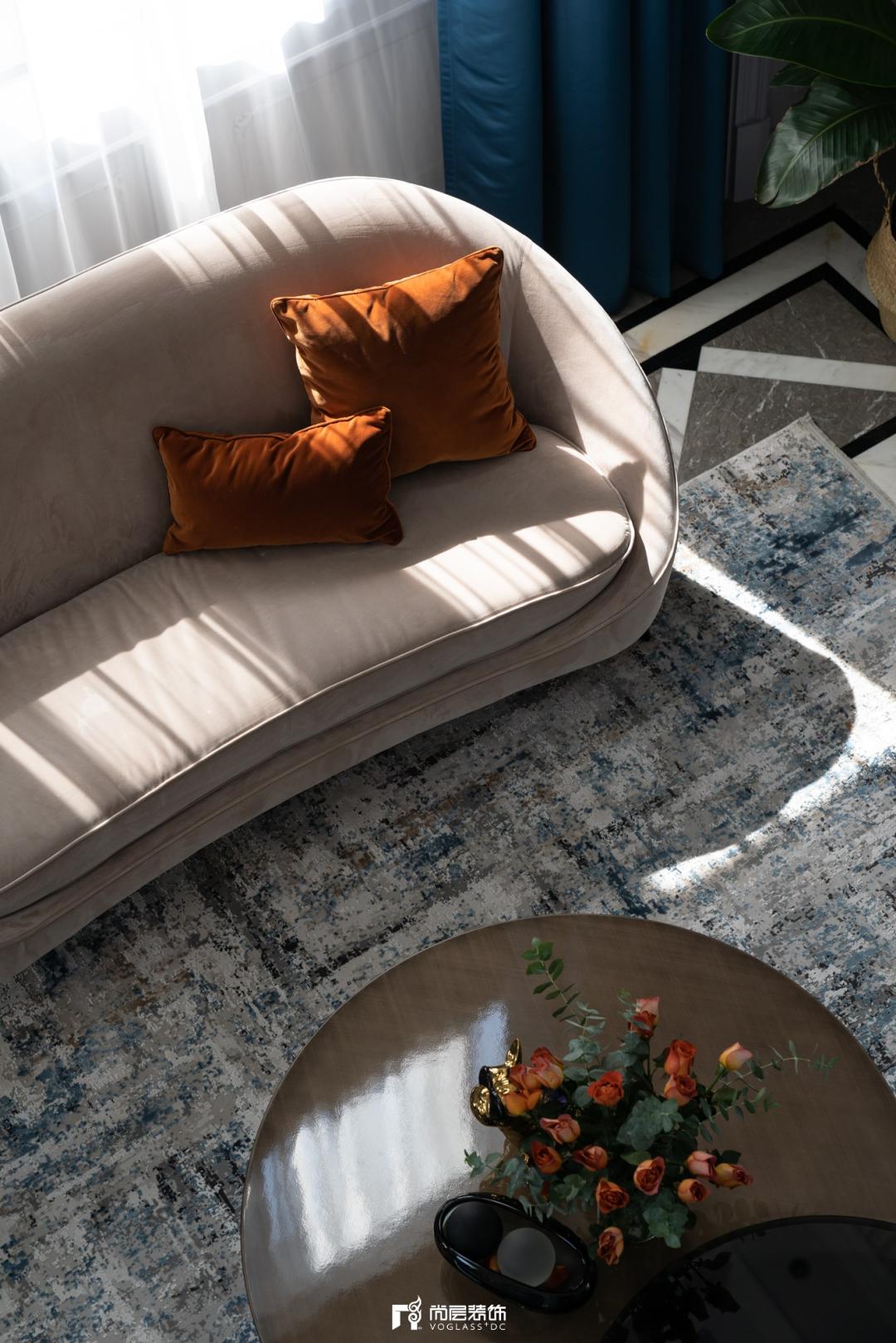 私藏这潋滟人间色:650㎡法式轻奢院墅,慢享生活温情