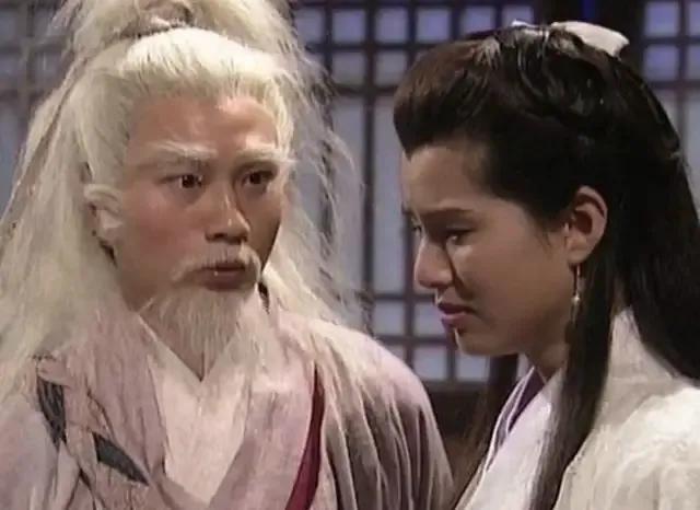 tvb视帝黎耀祥首乘高铁满脸激动,香港tvb视帝黎耀祥