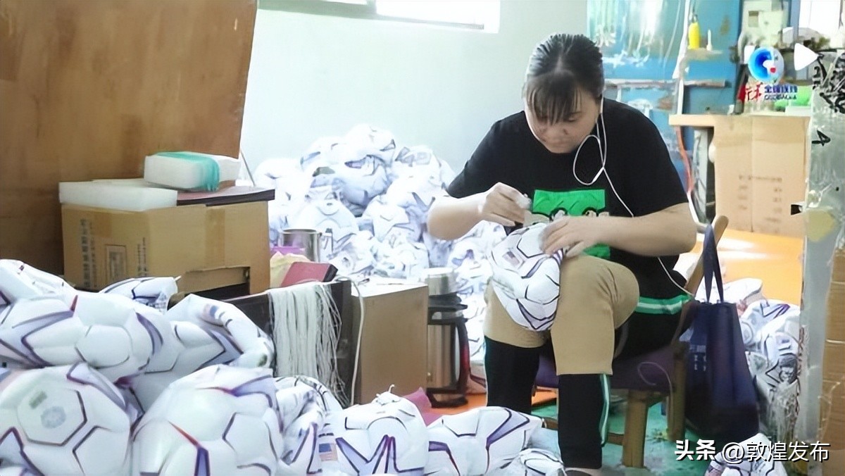 这届世界杯含“中”量有点高！从大熊猫到中国制造，能去的都去了！