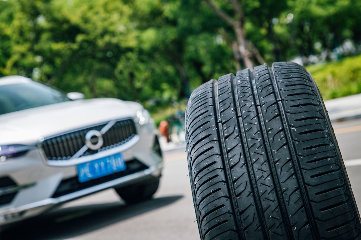 固特异御乘suv二代花纹很像的轮胎,固特异御乘ii代轮胎202