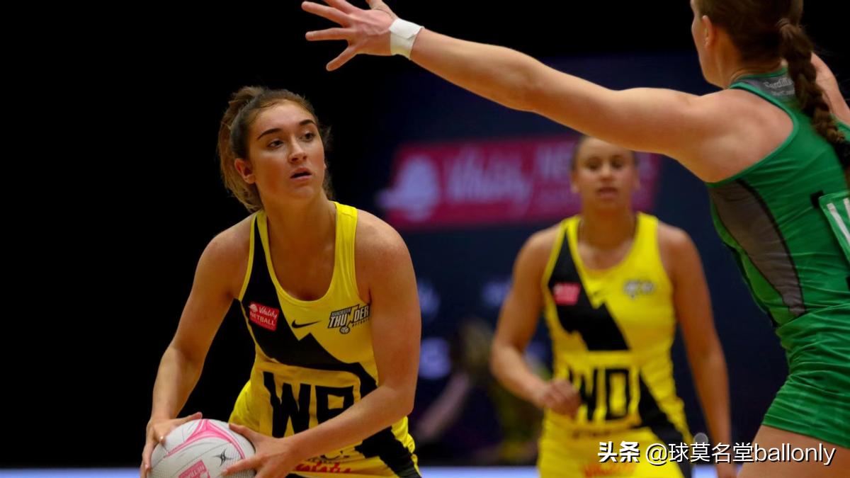 倾城之貌？旷世之才？盘点足球运动员千姿百态的女儿们（二）