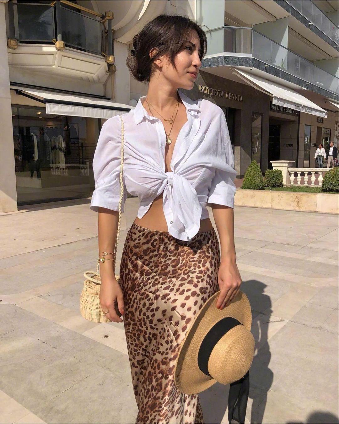 知性优雅穿搭白衬衫裙子,格子衬衣穿搭牛仔半裙女秋冬