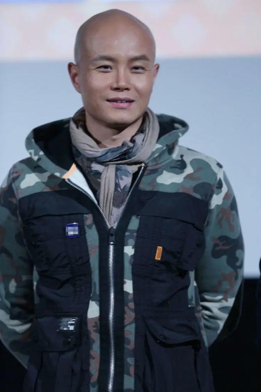 乐嘉为什么变成现在这个样子,跌下神坛的乐嘉真的落魄了吗