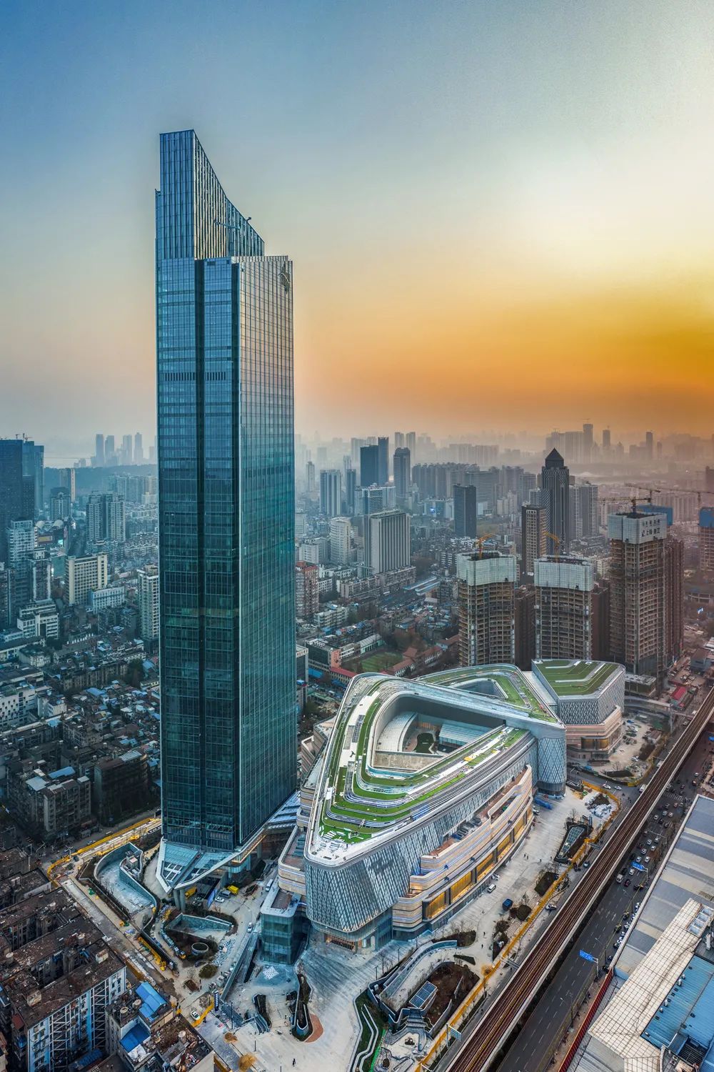 中国超高层建筑排名前十,中国十大超高层建筑排名