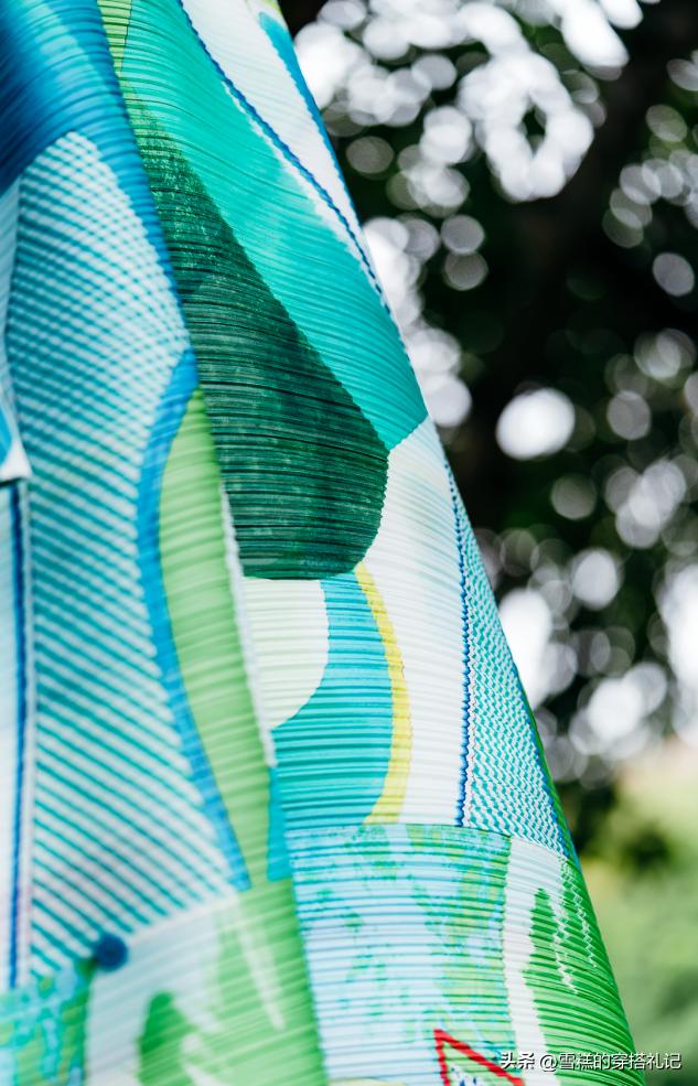 三宅一生流苏裙秋冬搭配,三宅一生蓝色半截裙