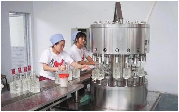 先喝酒后付款,先转账买酒的套路