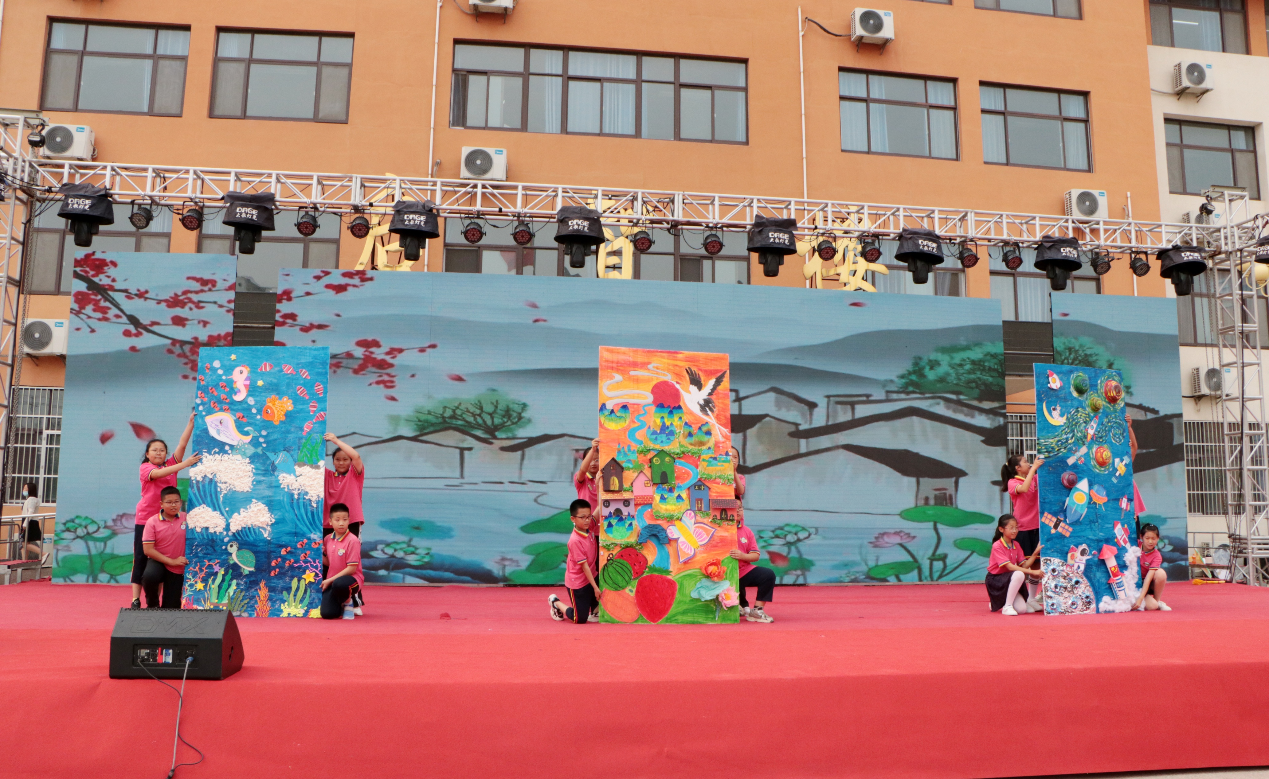 实验小学举办绘画展,沾化三小六一儿童节表演