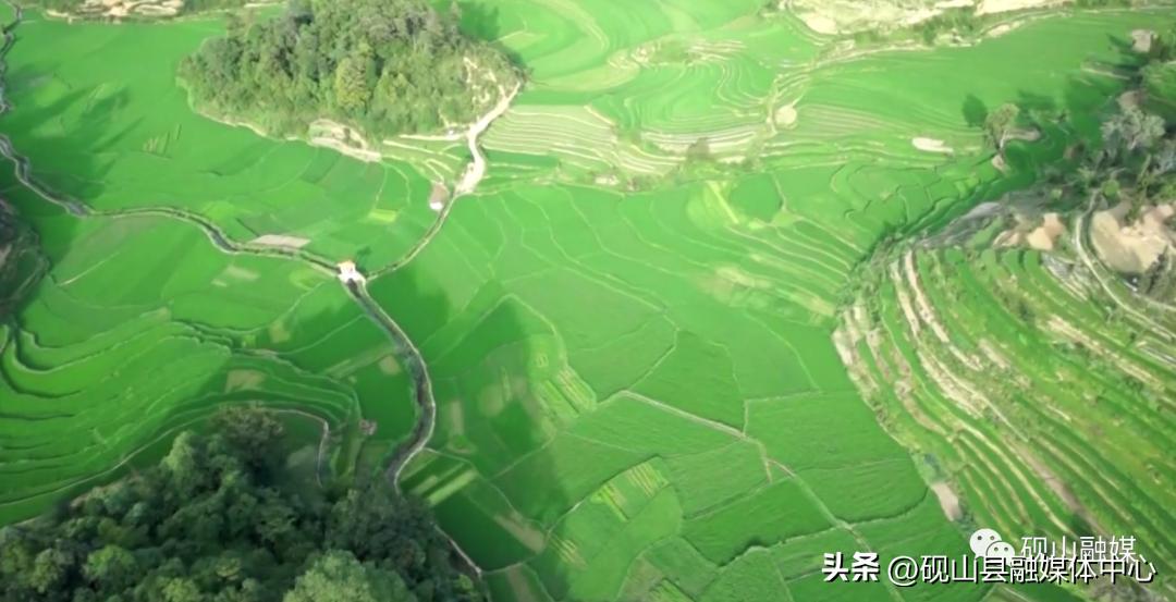 俯瞰风景,俯瞰山下风景