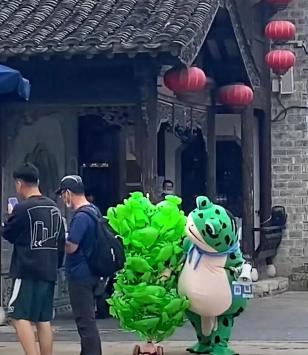 卖崽青蛙作者,卖崽青蛙设计者申请版权