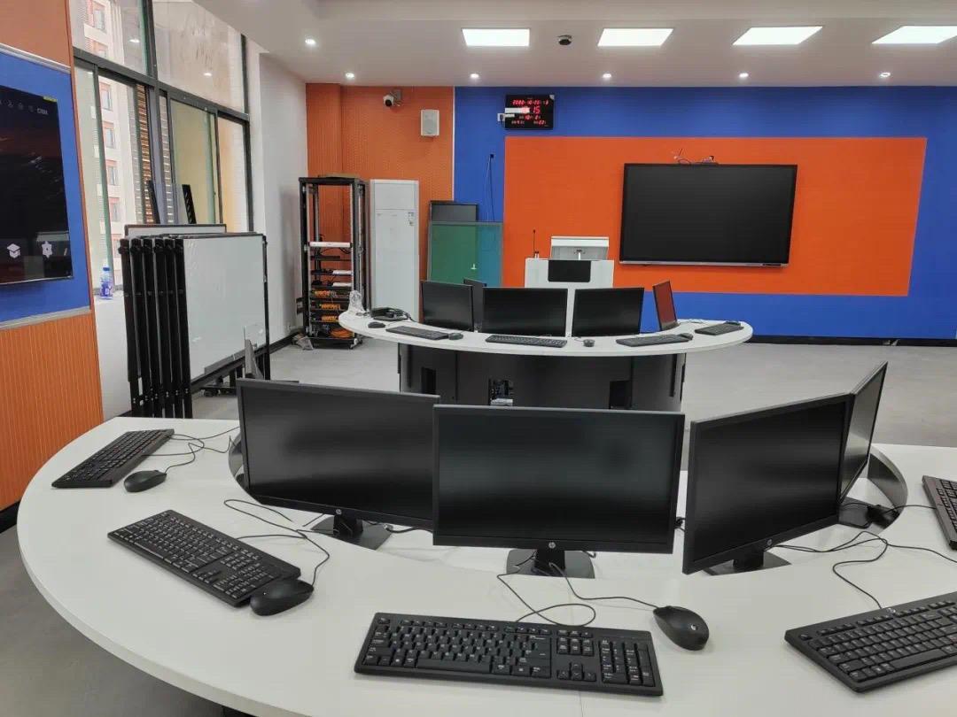 9大理由揭秘：在这个学校为何既能快乐学习，个性又能自由发展？