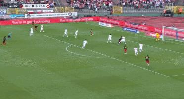 阿根廷2比0波兰梅西集锦,世界杯梅西对波兰