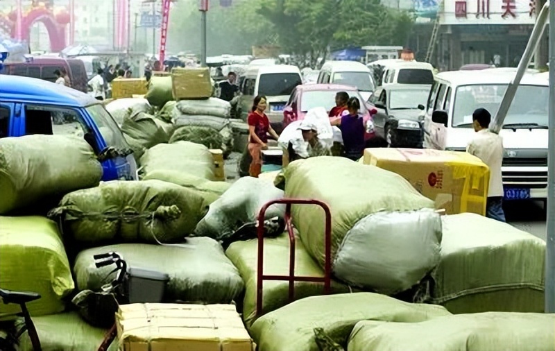 成都原来的老汽车站在哪里,成都各大汽车站