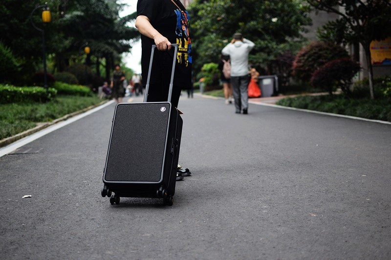 行走的空间地平线8号城市脉搏系列商务休闲行李箱