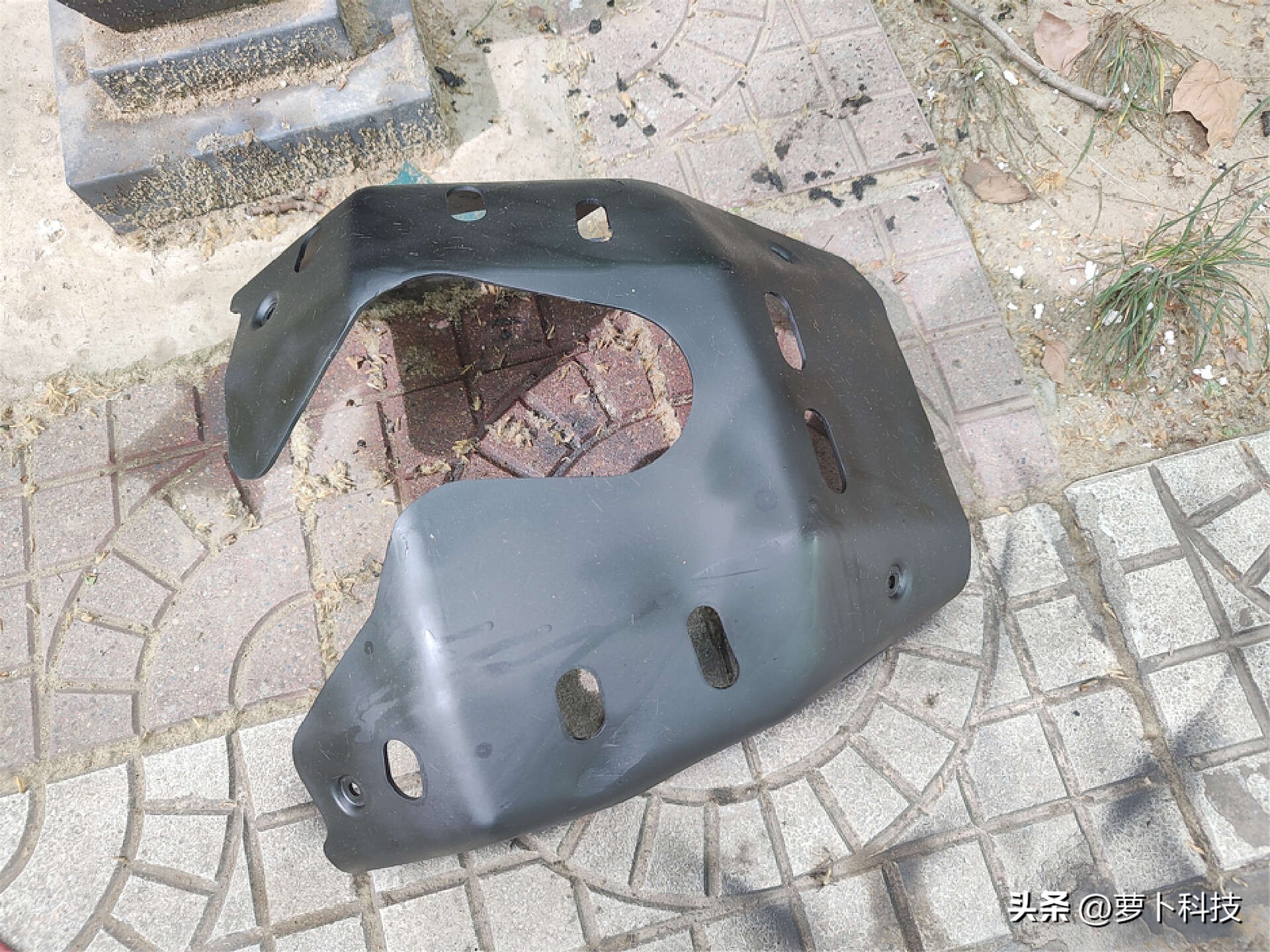 一百块钱的摩托车排气管,100元摩托车排气管