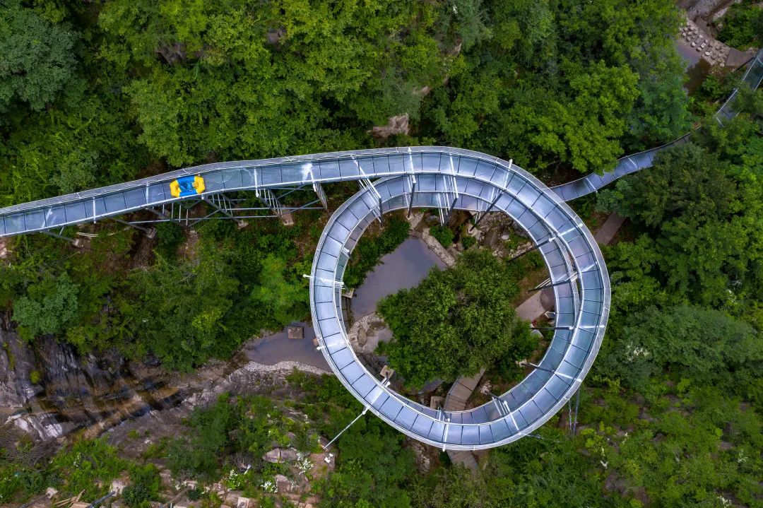 这个夏天一定要去玩一趟漂流,这个夏天一定要去玩一场漂流