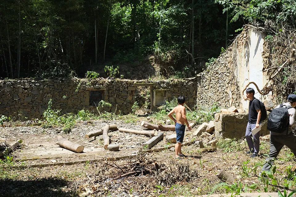 山村改造一处不错的民宿接待中心,2万元改造民宿