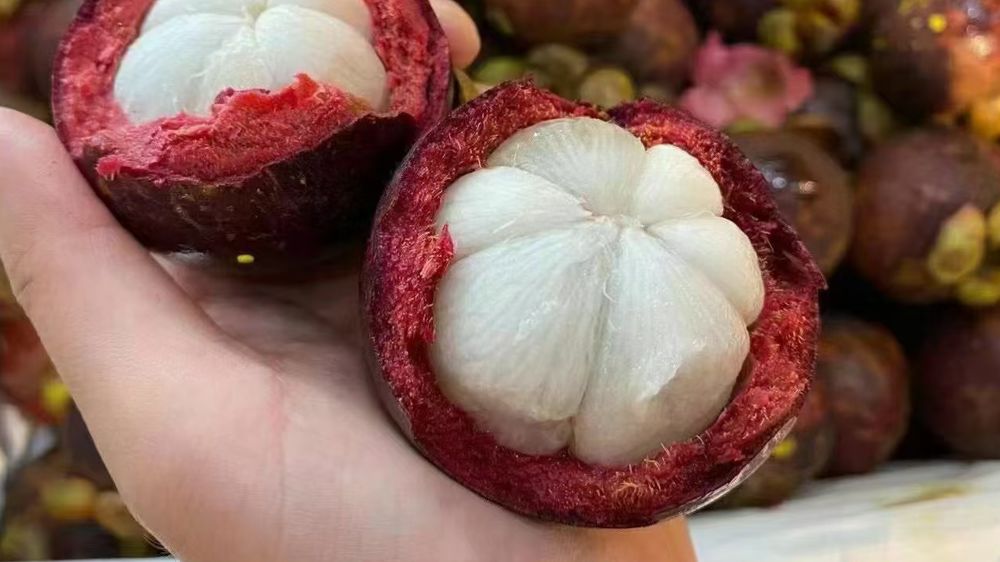 开水果店可以到产地进两种水果吗,新开水果店拿什么水果比较合适