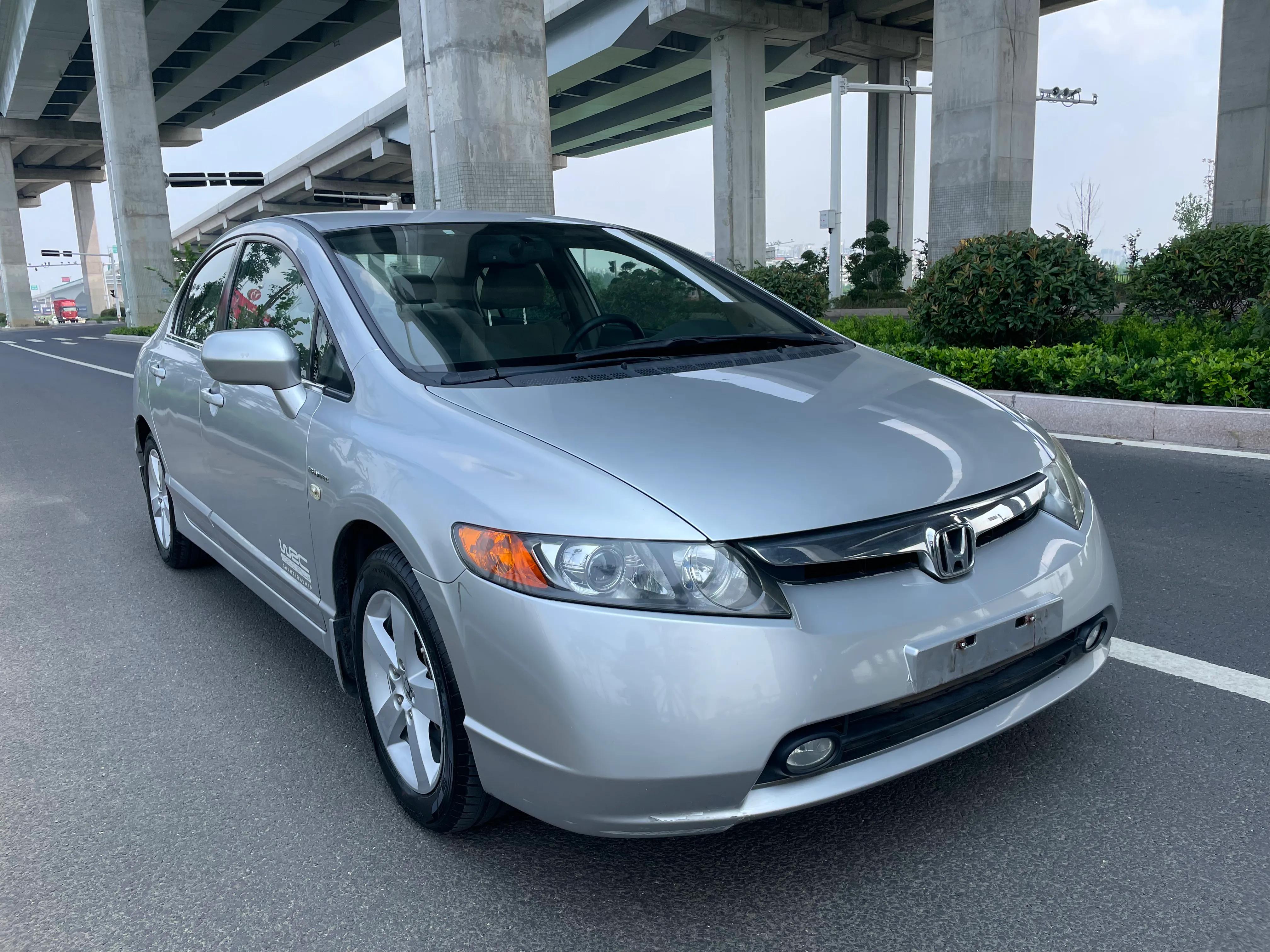 10年本田思域极品顶配,2012年极品8代思域