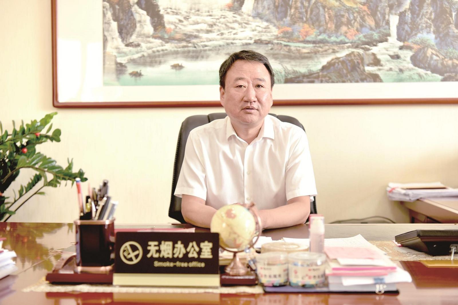 骆驼高建忠,骆驼酒业总经理高建忠