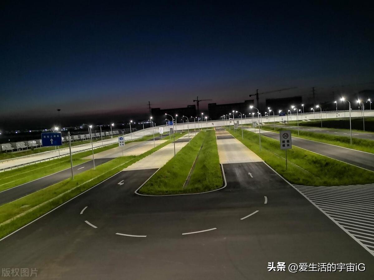 公司注重员工培养有完整的晋升,实施员工培训与晋升机制的企业