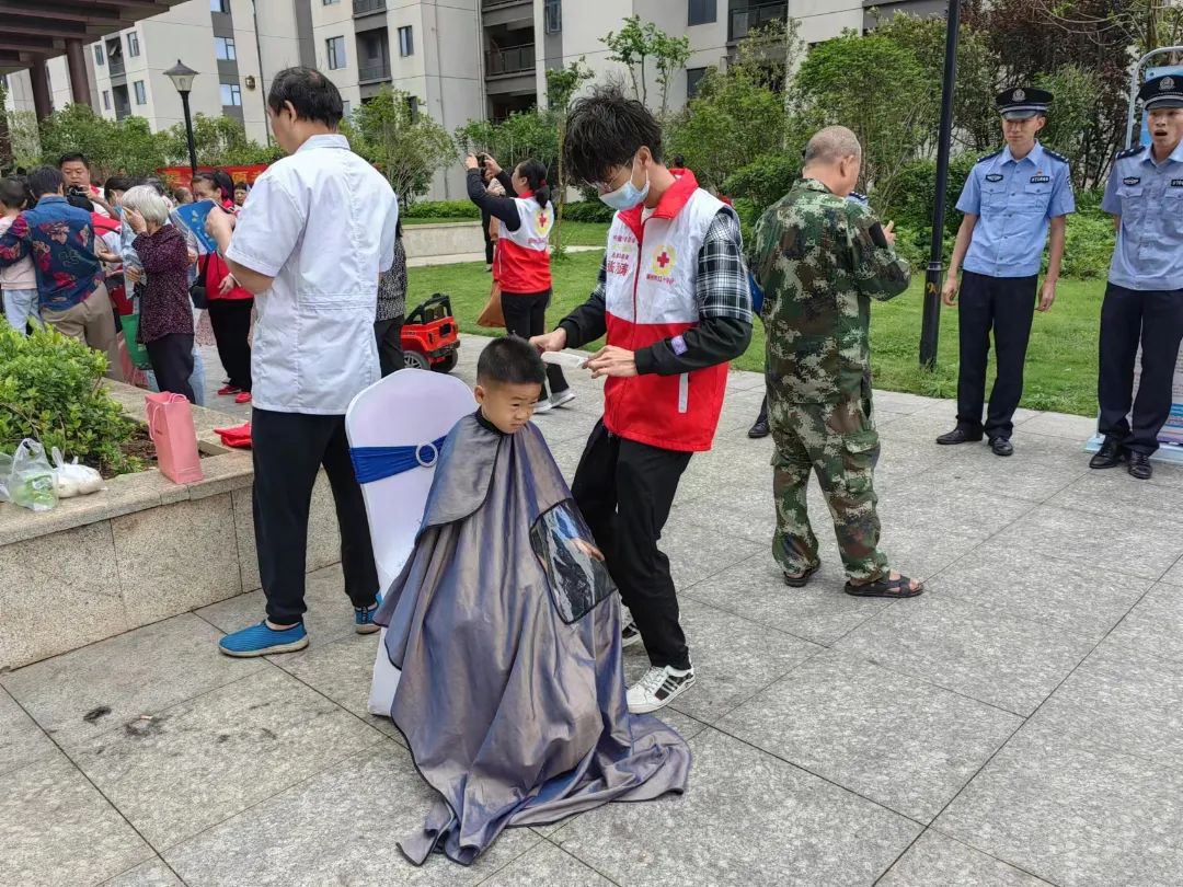 红十字生命教育应急救护知识竞赛,世界红十字日关爱生命温暖世界