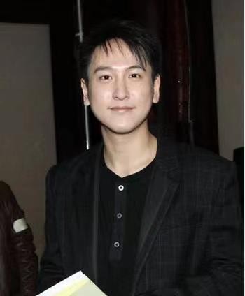 汤臣集团董事长汤珈铖身价,上海首富汤珈铖