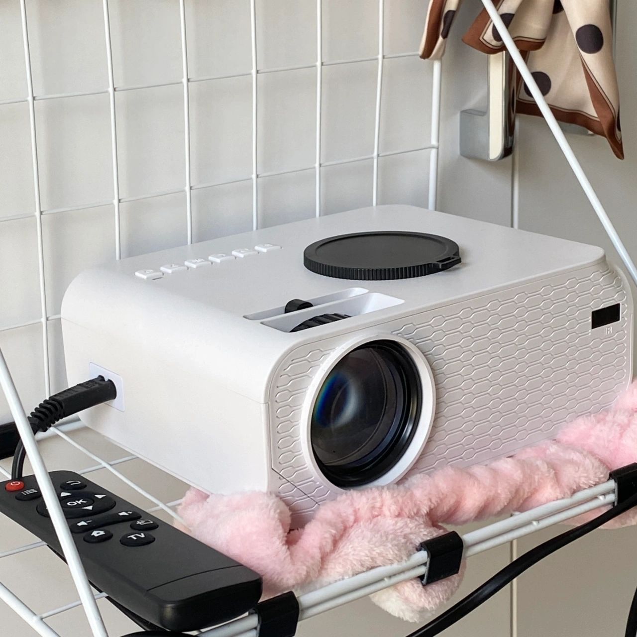 投影仪究竟值不值得投入？用过3台以后，谈谈我的真实感受