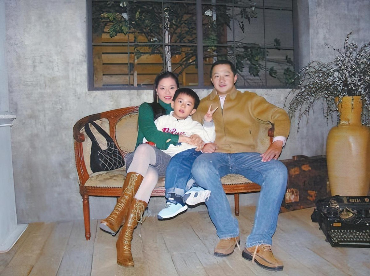 韩国财阀千金爱上穷小子未婚先孕,韩国财阀千金大小姐真实生活