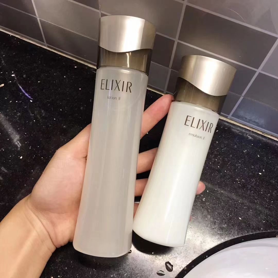 50多岁的女士最佳护肤品推荐,最新20岁护肤品推荐