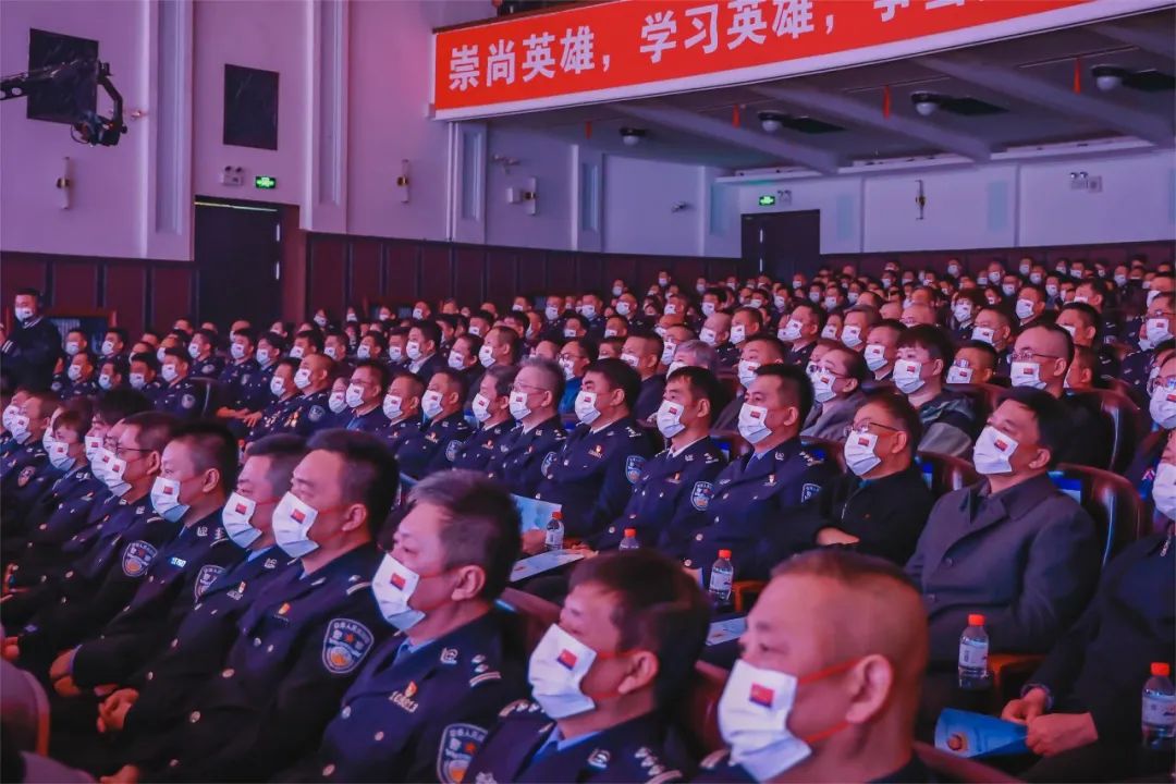 #致敬公安英雄##2023清明祭英烈#致敬·缅怀·奋进丨沈阳市公安局举行2023年清明主题诗文咏诵会