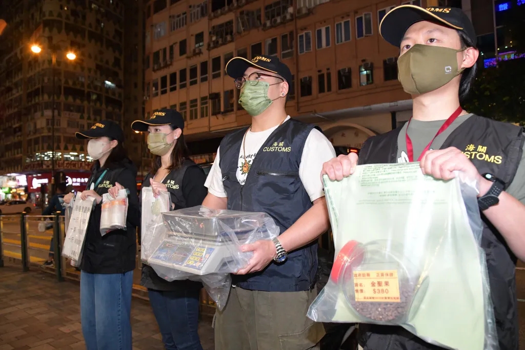 香港游客被骗400元,香港买中药被骗了几天还能退回吗