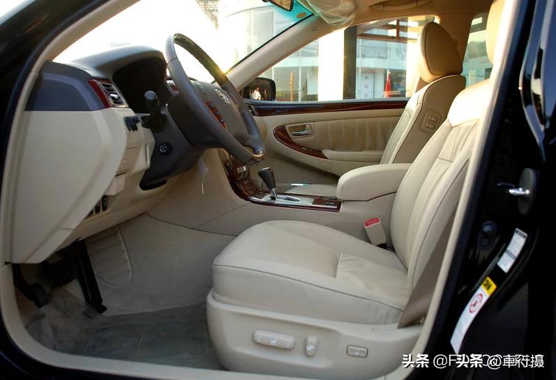 红旗盛世皇冠3.0,红旗盛世3.0一手车