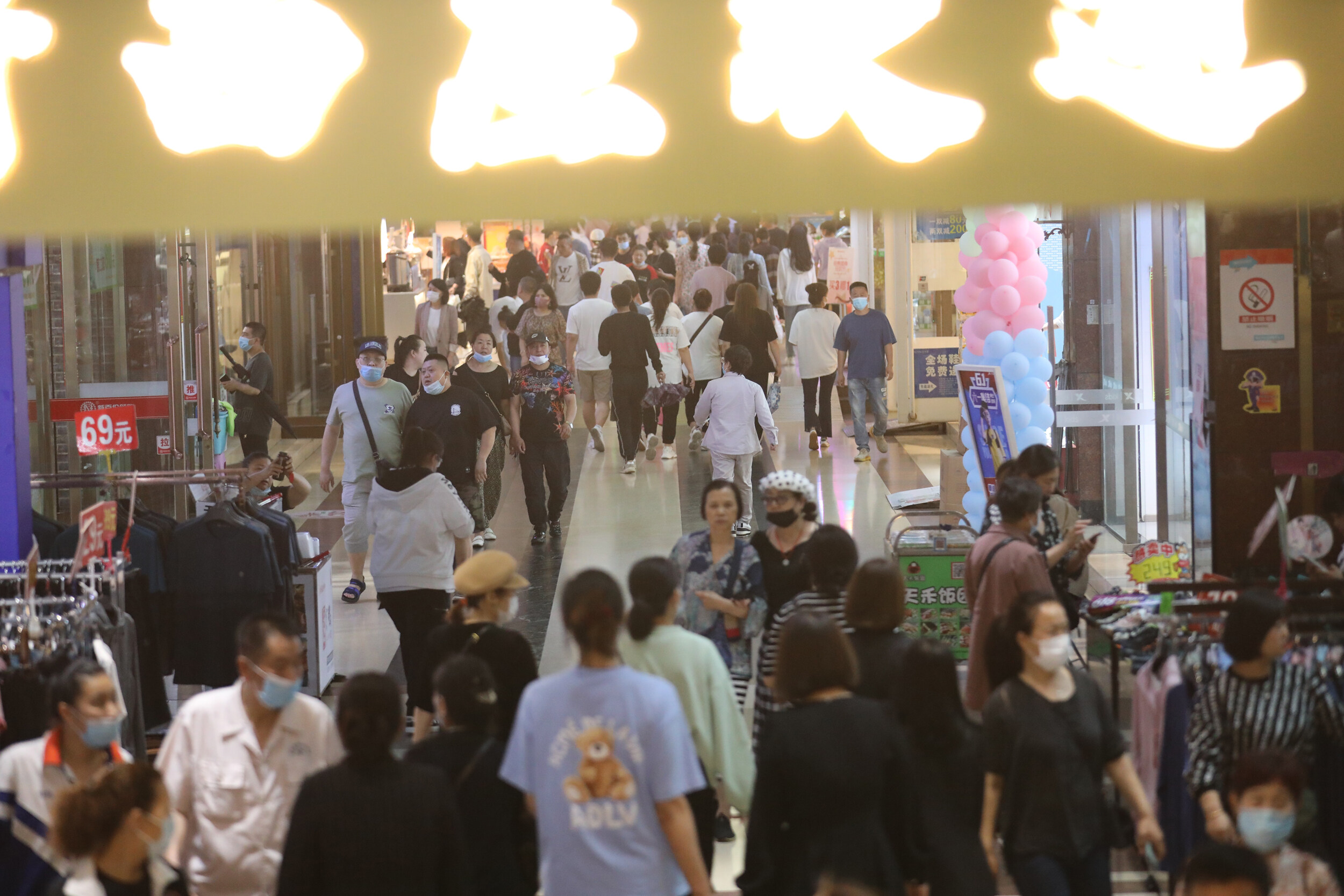 利好组合拳催生反弹行情,扩内需组合拳发力新消费凸显生机