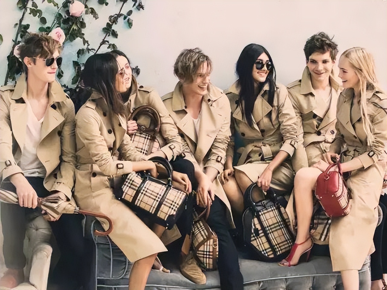 香奈儿包有瑕疵,大牌包包毛病