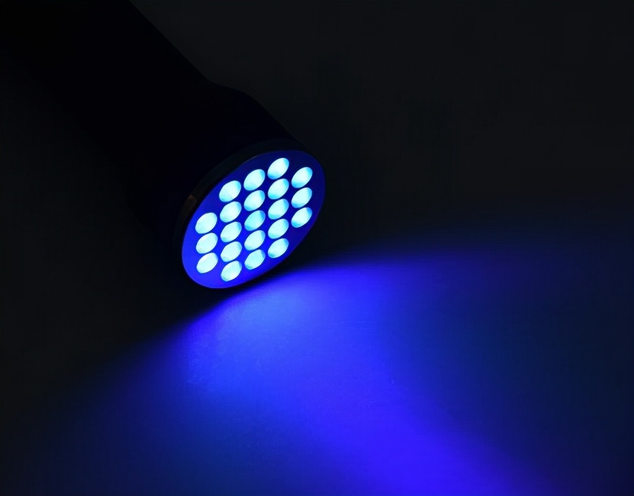 紫外线灯检测方法及注意事项,365紫外线灯荧光反应