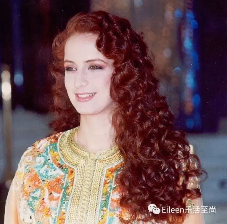 中东仙后当婆婆？和儿子像同龄人的她怎么还能越来越美？